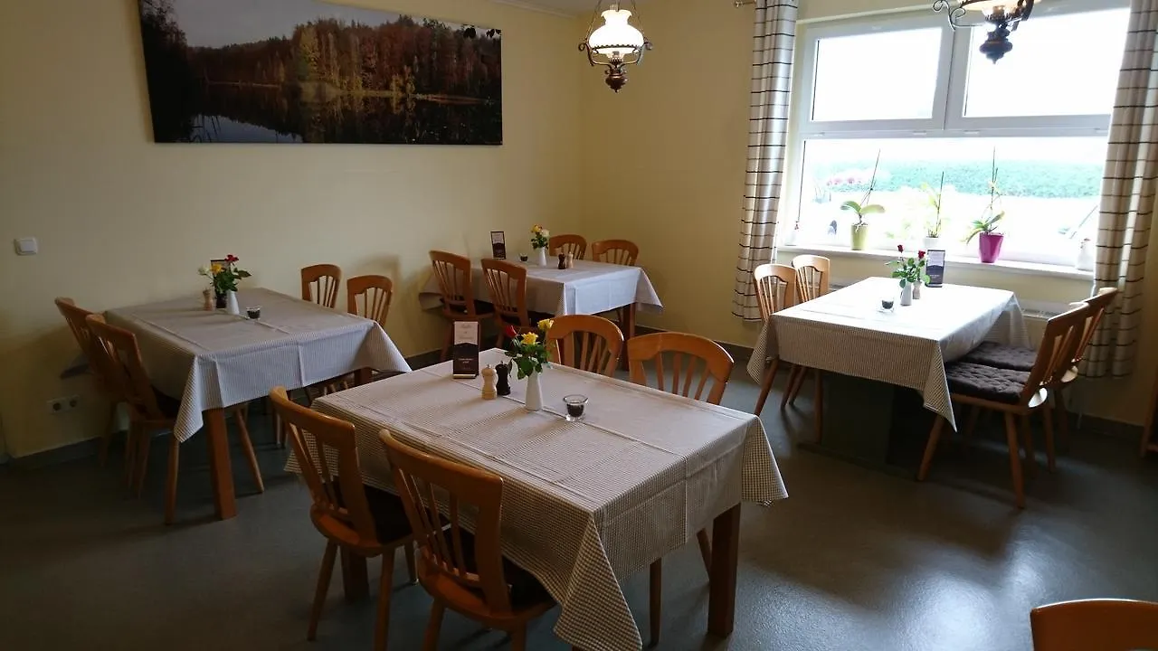 Gasthaus Zur Hecke Schönefeld 0*,