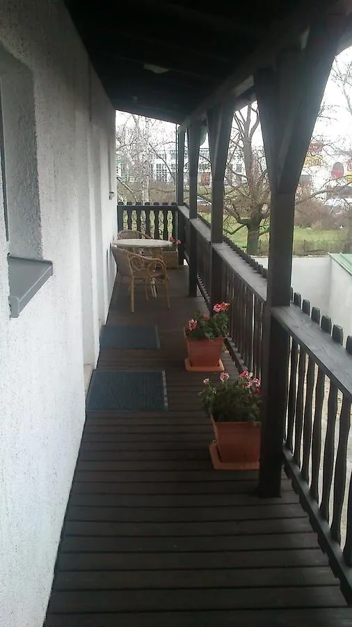 Gasthaus Zur Hecke Schönefeld Värdshus